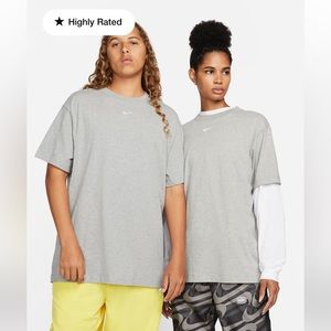 Nike Sportswear Essentials Uni-Sex T-Shirt